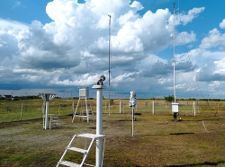 Поздравление начальника Департамента Росгидромета по СФО с юбилеем метеорологической станции Камень-на-Оби